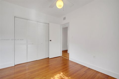 Copropriété à louer à Miami, Floride: 2 chambres, 73.02 m2 № 2000246 - photo 12