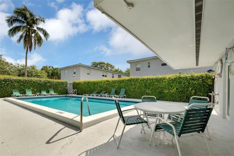 Copropriété à louer à Miami, Floride: 2 chambres, 73.02 m2 № 2000246 - photo 13