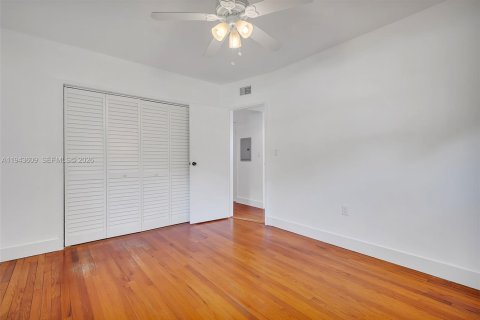 Copropriété à louer à Miami, Floride: 2 chambres, 73.02 m2 № 2000246 - photo 10