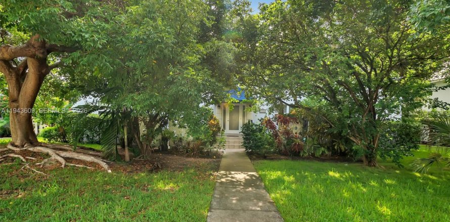 Condo à Miami, Floride, 2 chambres  № 2000246