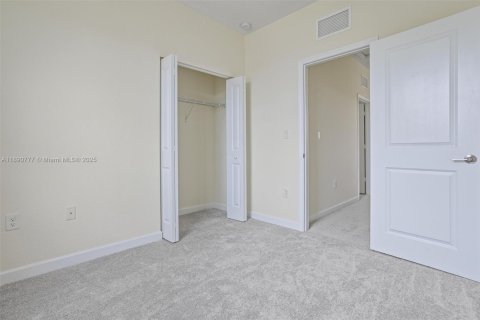 Villa ou maison à vendre à Hialeah, Floride: 3 chambres, 131.18 m2 № 1943545 - photo 26