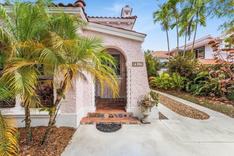 Villa ou maison à louer à Stuart, Floride: 2 chambres, 111.2 m2 № 2177343 - photo 8