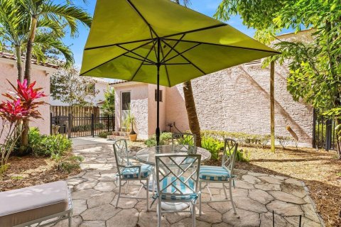 Villa ou maison à louer à Stuart, Floride: 2 chambres, 111.2 m2 № 2177343 - photo 29
