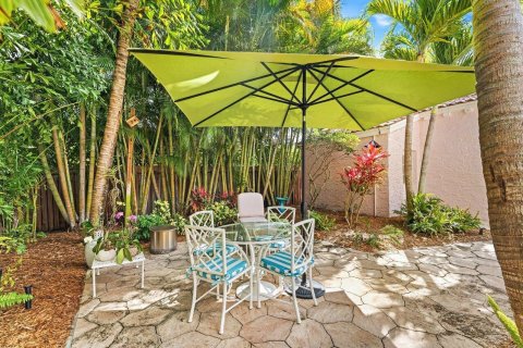 Villa ou maison à louer à Stuart, Floride: 2 chambres, 111.2 m2 № 2177343 - photo 30