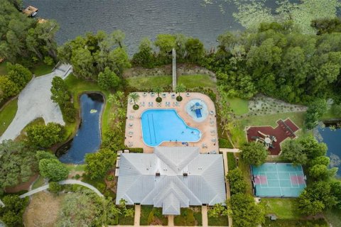 House in New Port Richey, Florida 5 bedrooms, 341.14 sq.m. № 1523343 - photo 26