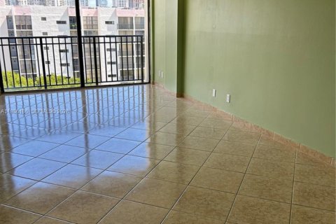 Copropriété à louer à Sunny Isles Beach, Floride: 1 chambre, 71.26 m2 № 2048328 - photo 11
