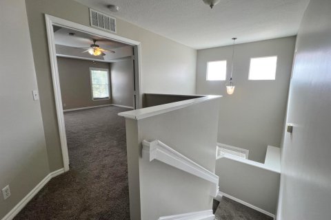 Townhouse in Palm Beach Gardens, Florida 3 bedrooms, 164.81 sq.m. № 2395054 - photo 7
