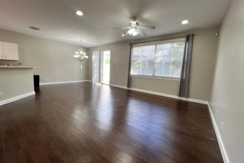 Townhouse in Palm Beach Gardens, Florida 3 bedrooms, 164.81 sq.m. № 2395054 - photo 5