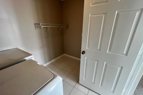 Townhouse in Palm Beach Gardens, Florida 3 bedrooms, 164.81 sq.m. № 2395054 - photo 14