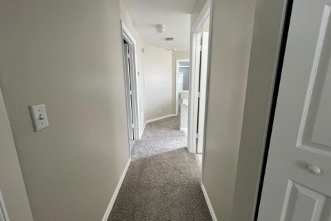 Townhouse in Palm Beach Gardens, Florida 3 bedrooms, 164.81 sq.m. № 2395054 - photo 12