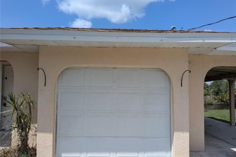 Villa ou maison à vendre à Punta Gorda, Floride: 2 chambres, 98.85 m2 № 1736737 - photo 19