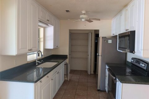 Villa ou maison à vendre à Punta Gorda, Floride: 2 chambres, 98.85 m2 № 1736737 - photo 7