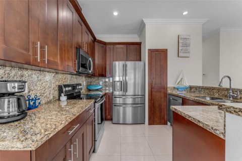 House in Key Largo, Florida 4 bedrooms, 160.72 sq.m. № 2043106 - photo 7