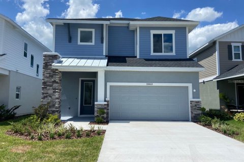 Villa ou maison à louer à Wesley Chapel, Floride: 4 chambres, 224.27 m2 № 1785347 - photo 1