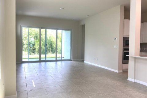 Villa ou maison à louer à Wesley Chapel, Floride: 4 chambres, 224.27 m2 № 1785347 - photo 9