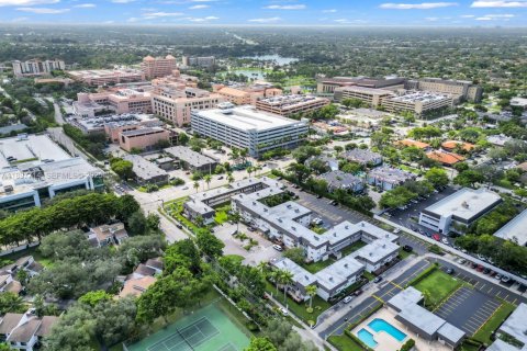 Купить кондоминиум в Майами, Флорида 3 спальни, 97.92м2, № 1950966 - фото 26