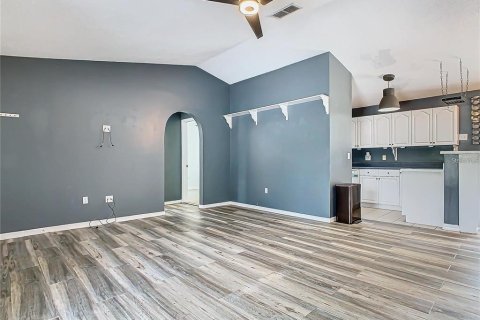 Casa en alquiler en Kissimmee, Florida, 3 dormitorios, 112.32 m2 № 1870283 - foto 8