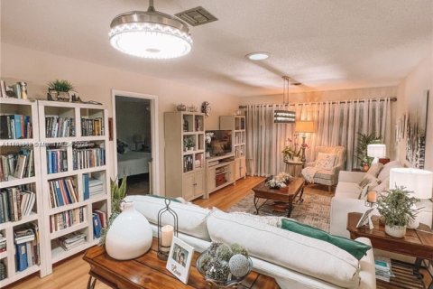 Condominio en venta en St. Lucie, Florida, 2 dormitorios, 120.4 m2 № 1575980 - foto 8