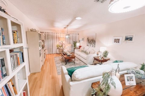 Condominio en venta en St. Lucie, Florida, 2 dormitorios, 120.4 m2 № 1575980 - foto 7