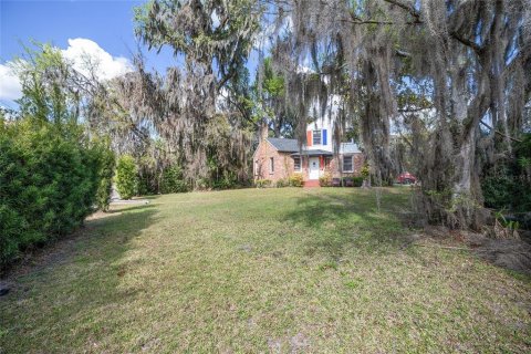Commercial property in Gainesville, Florida 10 bedrooms, 434.32 sq.m. № 2149267 - photo 23