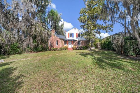 Commercial property in Gainesville, Florida 10 bedrooms, 434.32 sq.m. № 2149267 - photo 22