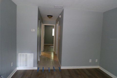 Appartement à louer à Gainesville, Floride: 2 chambres, 225.75 m2 № 2377955 - photo 9