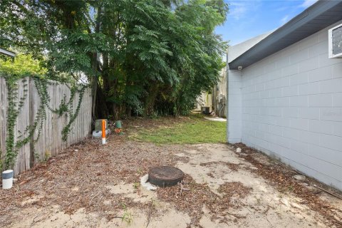Immobilier commercial à louer à Clermont, Floride: 418.06 m2 № 2105411 - photo 18