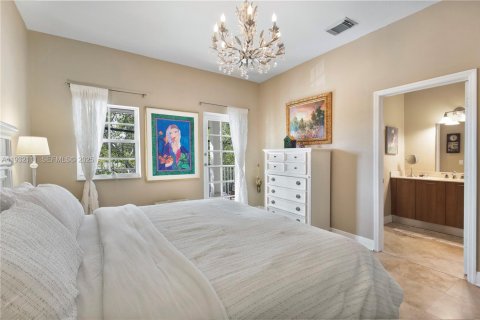 Condo in Miami, Florida, 3 bedrooms  № 1991614 - photo 25
