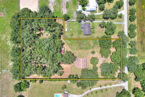 House in Lakeland, Florida 3 bedrooms, 260.59 sq.m. № 1843889 - photo 7