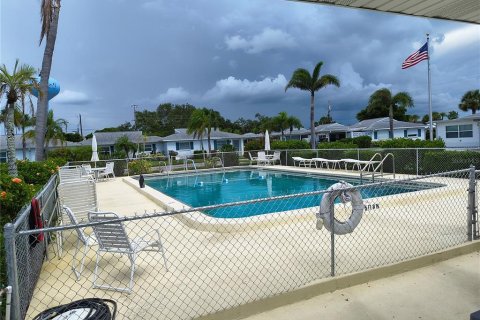House in Venice, Florida 2 bedrooms, 95.78 sq.m. № 1844588 - photo 19