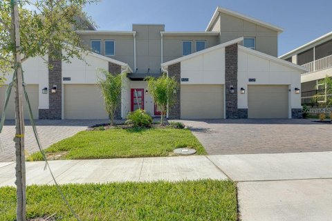 Copropriété à vendre à Davenport, Floride: 3 chambres, 166.02 m2 № 1907130 - photo 1