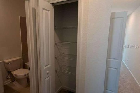 Adosado en alquiler en Kissimmee, Florida, 3 dormitorios, 170.38 m2 № 2150872 - foto 10