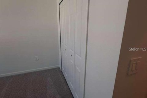 Adosado en alquiler en Kissimmee, Florida, 3 dormitorios, 170.38 m2 № 2150872 - foto 8