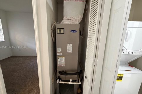 Townhouse in Homestead, Florida 3 bedrooms, 147.16 sq.m. № 2009946 - photo 29