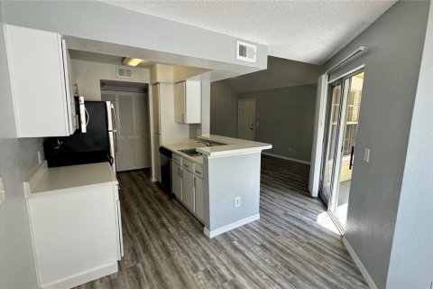 Studio in the Condo in Orlando, Florida  № 2232153 - photo 6