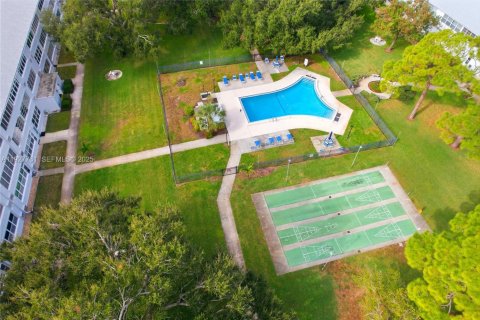 Copropriété à vendre à Saint Petersburg, Floride: 2 chambres, 84.54 m2 № 1987514 - photo 21