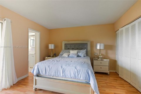 Copropriété à vendre à Saint Petersburg, Floride: 2 chambres, 84.54 m2 № 1987514 - photo 13