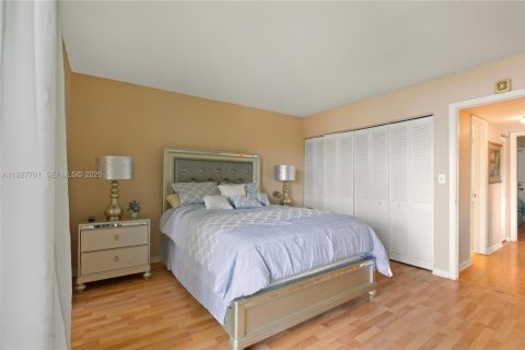 Copropriété à vendre à Saint Petersburg, Floride: 2 chambres, 84.54 m2 № 1987514 - photo 12