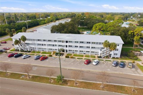 Copropriété à vendre à Saint Petersburg, Floride: 2 chambres, 84.54 m2 № 1987514 - photo 20