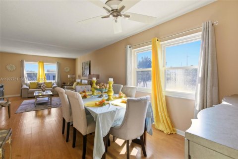 Copropriété à vendre à Saint Petersburg, Floride: 2 chambres, 84.54 m2 № 1987514 - photo 7