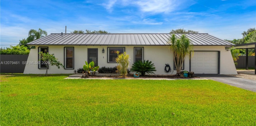 Casa en Homestead, Florida 4 dormitorios, 228.26 m2 № 2337768