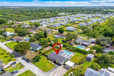 Casa en venta en Homestead, Florida, 4 dormitorios, 228.26 m2 № 2337768 - foto 26