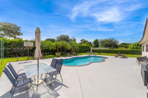 Casa en venta en Homestead, Florida, 4 dormitorios, 228.26 m2 № 2337768 - foto 21