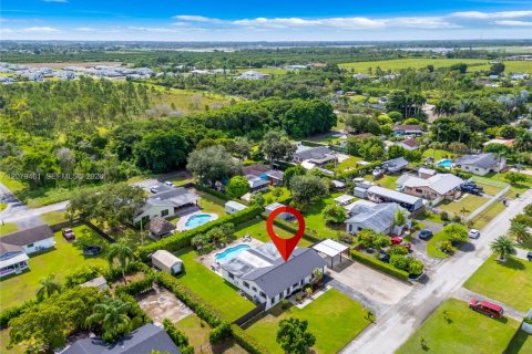 Casa en venta en Homestead, Florida, 4 dormitorios, 228.26 m2 № 2337768 - foto 27
