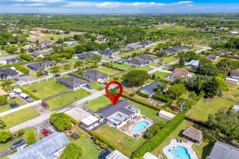 Casa en venta en Homestead, Florida, 4 dormitorios, 228.26 m2 № 2337768 - foto 25