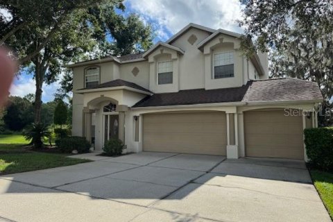 House in Lake Mary, Florida 4 bedrooms, 280.29 sq.m. № 1881302 - photo 1