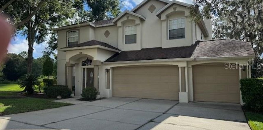 House in Lake Mary, Florida 4 bedrooms, 280.29 sq.m. № 1881302