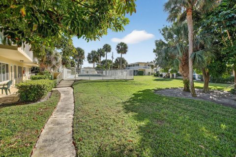 Copropriété à louer à Lighthouse Point, Floride: 2 chambres, 109.62 m2 № 2250160 - photo 17