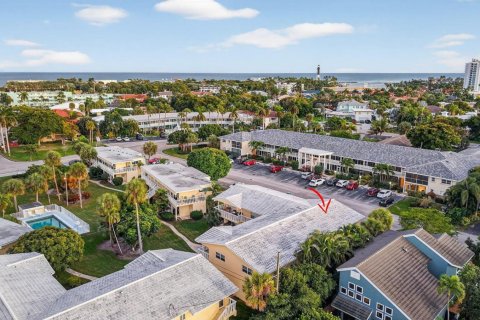 Copropriété à louer à Lighthouse Point, Floride: 2 chambres, 109.62 m2 № 2250160 - photo 29