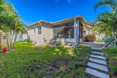 Casa en venta en Tarpon Springs, Florida, 3 dormitorios, 154.12 m2 № 2419590 - foto 30